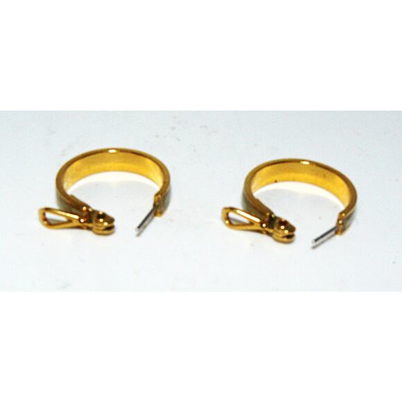 Monet 1" Pearl Enamel Gold-Tone Hoop Earrings Omega Back Women's Vintage - Picture 4 of 5